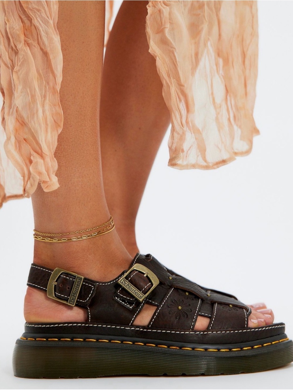Dr Martens Wrenlie Floral deboss Leather platform sandals